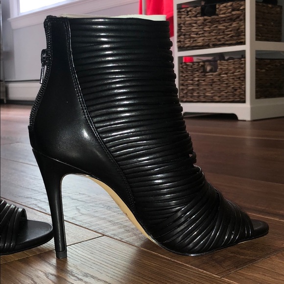 BCBGeneration Heels - Picture 3 of 4